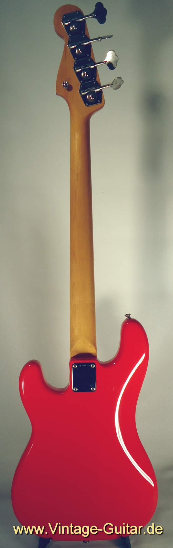 Fender Squier Preci fiesta red 2.jpg